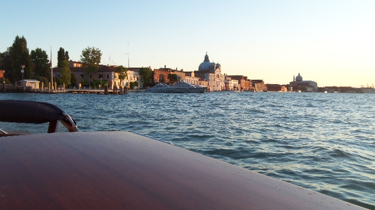 2011-003-Venice-WaterTaxiApproachingGuidecca