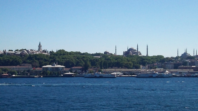 2011-405-Istanbul-3MainSitesFromGoldenHornDock