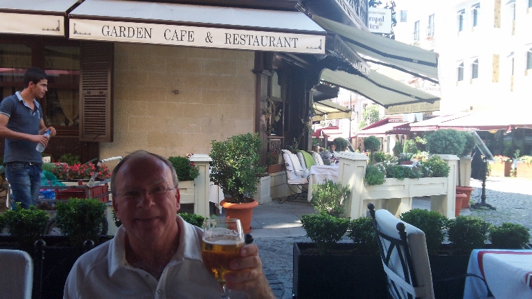 2011-408-Istanbul-LunchRestaruantWIthBoden