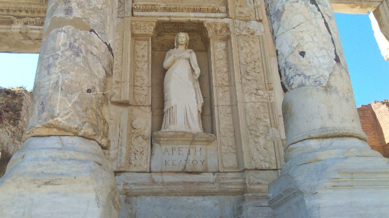2011-730-Ephesus-Library-Statue