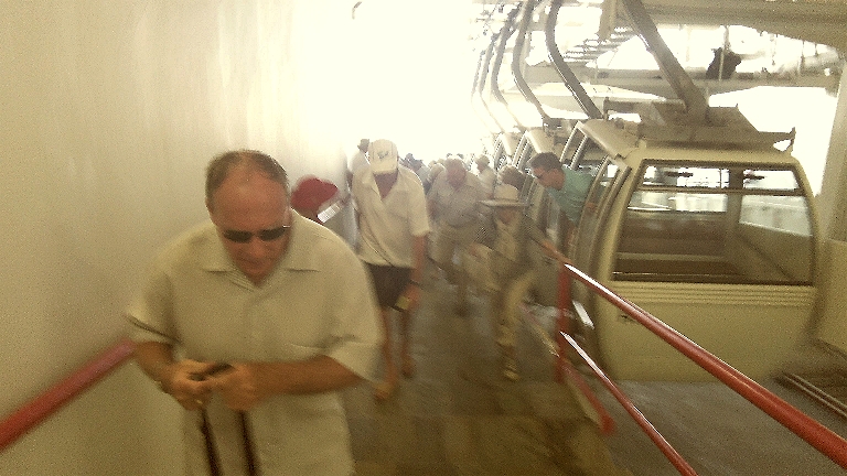 2011-804-CableCarWithBoden