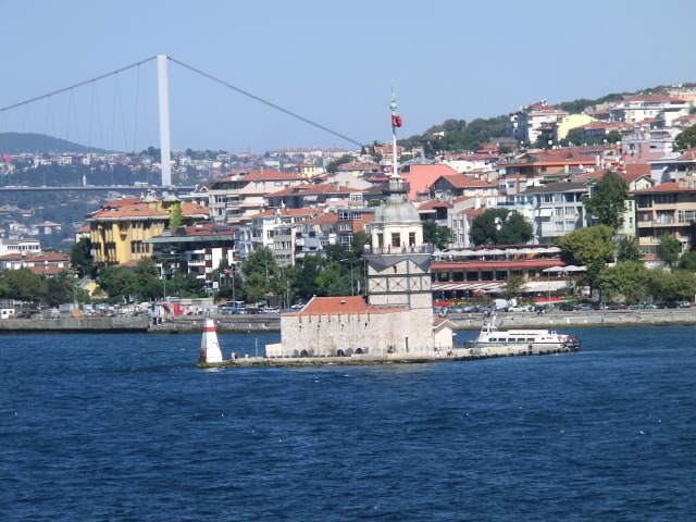2011Cruise-404B-Istanbul-MaidensTowerAndBridge